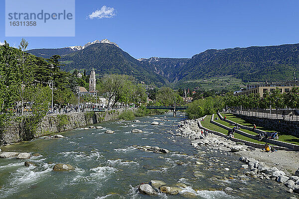 Italien  Alto Adige  Südtirol  Burggrafenamt  Meran  Passeiertal  Promenade