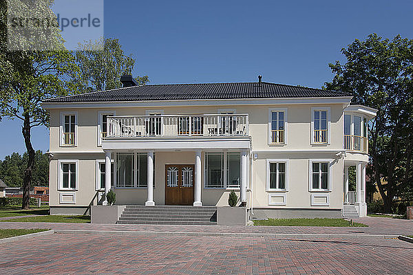 Großes Haus auf dem Anwesen