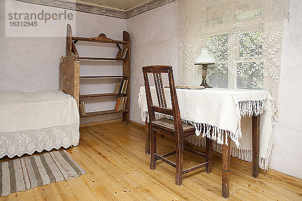 Old Fashioned Bedroom in einem Museum des ländlichen Lebens