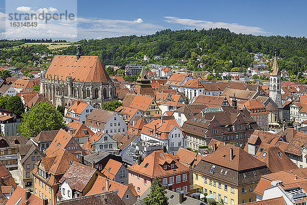 Blick über die Altstadt mit Dom und Johanniskirche  Schwäbisch-Gmund  Baden-Württemberg  Deutschland  Europa