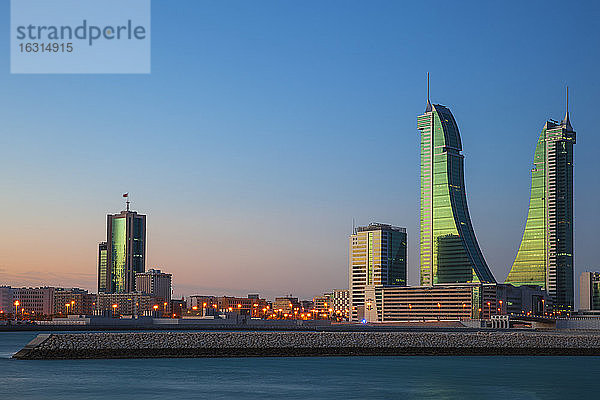 Bahrain Finanzhafen  Hafentürme  Manama  Bahrain  Naher Osten