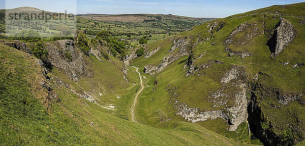 Cave Dale  Kalksteintal hinter Castleton  Peak District National Park  Derbyshire  England  Vereinigtes Königreich  Europa