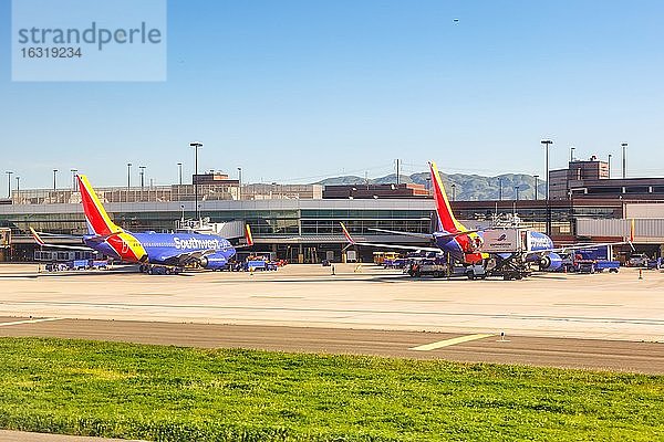 San Jose  Vereinigte Staaten  10. April 2019: Boeing 737-700 Flugzeuge der Southwest Airlines auf dem Flughafen San Jose (SJC) in den Vereinigten Staaten