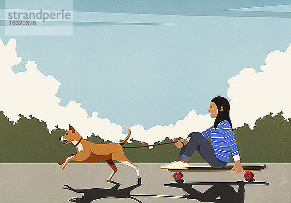 Hund an der Leine zieht Mädchen fährt Skateboard auf sonnigen Straße