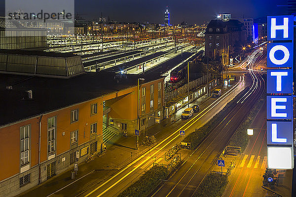 Deutschland  München  Hauptbahnhof bei Nacht