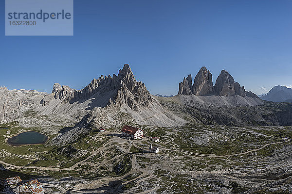 Italien  Sextner Dolomiten  Drei Zinnen  Naturpark Drei Zinnen  Rifugio Antonio Locatelli