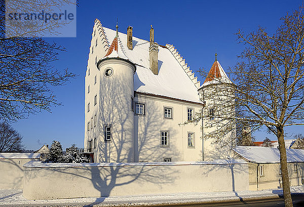 Deutschland  Kisslegg  Altes Schloss im Winter