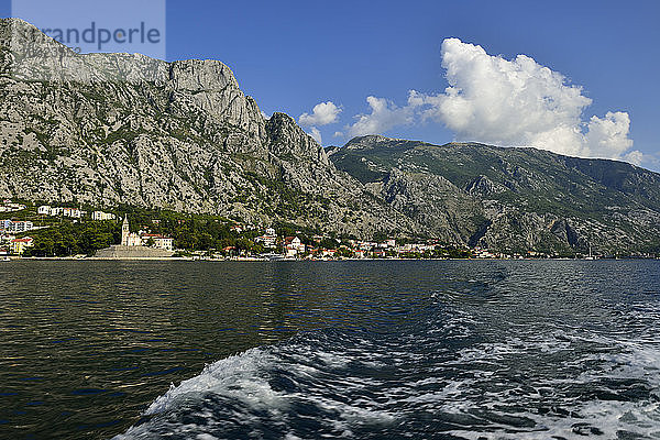 Montenegro  Crna Gora  Der Balkan  Bucht von Kotor
