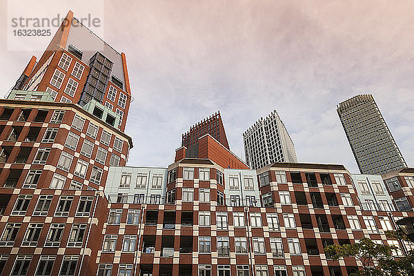Niederlande  Den Haag  Muzenplein  Moderne Architektur