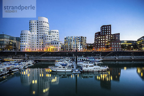 Deutschland  Düsseldorf  Medienhafen