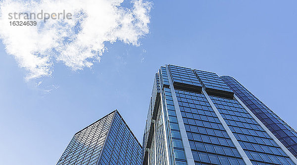 Deutschland  Frankfurt  moderne Wolkenkratzer im Finanzviertel