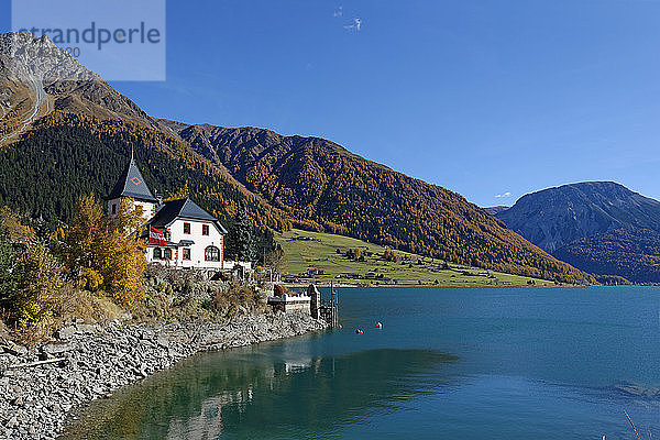 Italien  Südtirol  Kastelruth am Reschensee  Schloessel