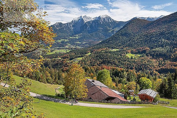 Überblick der Schönau mit Hoher Göll  Schönau am Königssee  Berchtesgadener Alpen  Berchtesgadener Land  Oberbayern  Bayern  Deutschland  Europa