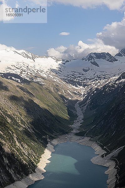 Blick vom Berliner Höhenweg auf Schlegeisstausee  Speicher Schlegeis  Zillertaler Alpen  Gletscher Schlegeiskees  Zillertal  Tirol  Österreich  Europa