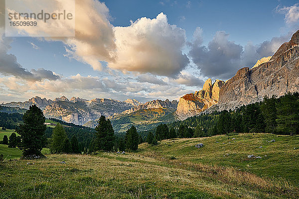 Naturpark Puez-Geisler  Dolomiten  Südtirol  Italien  Europa