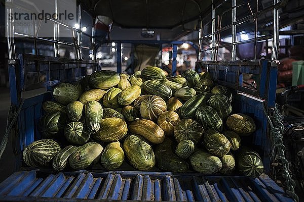 Gemüse auf dem Markt von Hpa An am frühen Morgen  Kayin-Staat (Karen-Staat)  Myanmar (Birma)