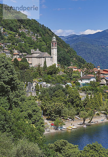 Cannero Riviera  Provinz Verbano-Cusio-Ossola  Piemont  Italien  am Lago Maggiore  Lago Maggiore