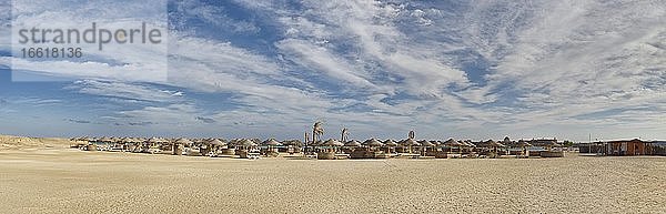 Sandstrand und Korallenriff Abu-Dabbab  Hilton Nubian Resort  Al Qusair  Marsa Alam  Ägypten  Afrika