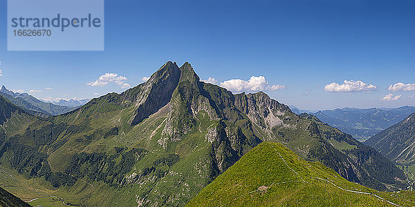 Panoramablick auf die Hofats in den Allgäuer Alpen