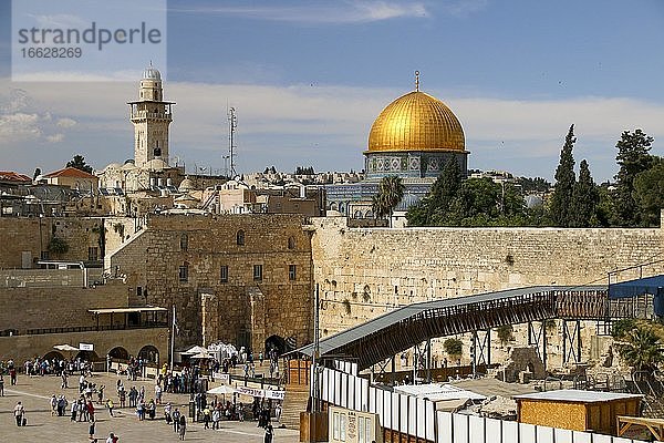 Klagemauer mit Felsendom  Jerusalem  Israel  Asien