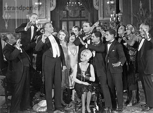 Hollywood  Kalifornien  um 1923
Eine humorvolle Szene aus einem frühen Stummfilm.