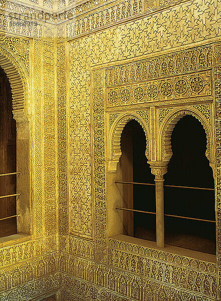 Die Alhambra. Maurisch. Nasriden-Dynastie. Turm der Prinzessinnen. Königlicher Palast. 15. Jahrhundert. Granada. Andalusien. Spanien.