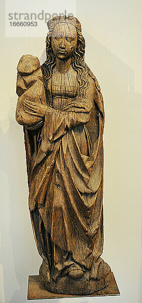 St. Sunniva (10. Jahrhundert). Patronin der norwegischen Diözese Bjorgvin. Spätgotische Skulptur. Kirche von Karlsoy  Troms. 1520. Norwegen. Historisches Museum. Oslo. Norwegen.