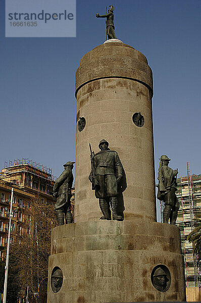 Denkmal für die Toten der Finanzgarde für Patria im Ersten Weltkrieg  1930 von Amleto Cataldi (1882-1930). Rom. Italien.