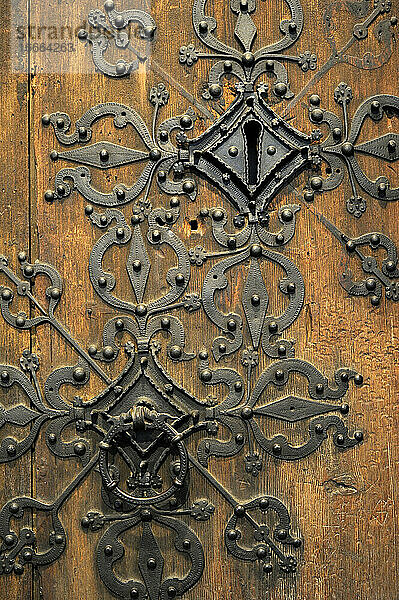 Skandinavien. Portal einer Stabkirche. Faberg-Kirche  Gudbrandsdal  Oppland  Norwegen. 13. Jahrhundert. Detail. Historisches Museum. Oslo. Norwegen.