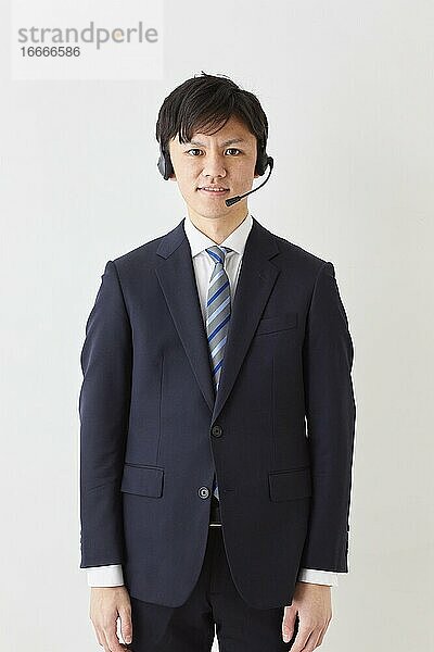 Porträt eines japanischen Geschäftsmannes