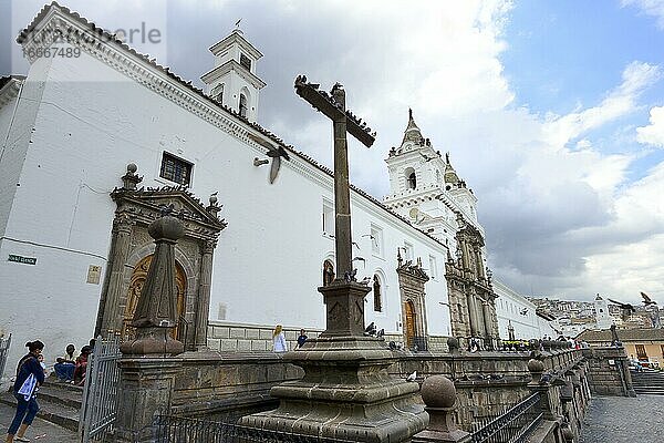 Basilika San Francisco und Franziskanerkloster  Quito  Provinz Pichincha  Ecuador  Südamerika