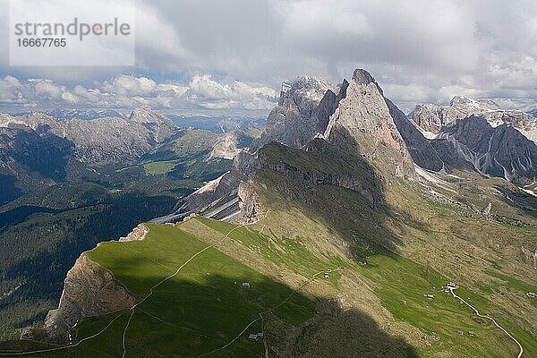Luftaufnahme  Seceda  Sankt Ulrich  Südtirol  Italien  Europa