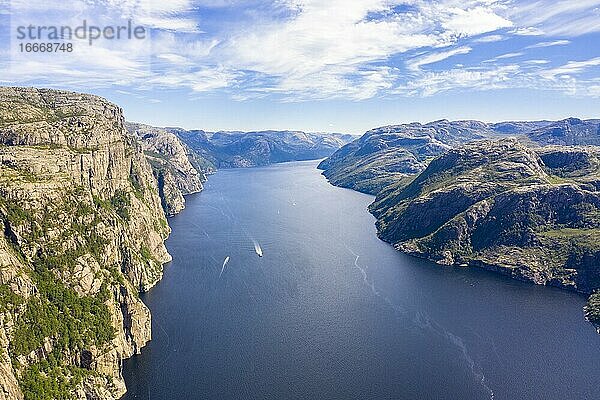 Lysefjord  Rogaland  Norwegen  Europa