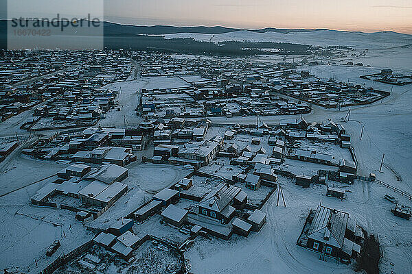 Gefrorene Baikalstädte aus der Vogelperspektive