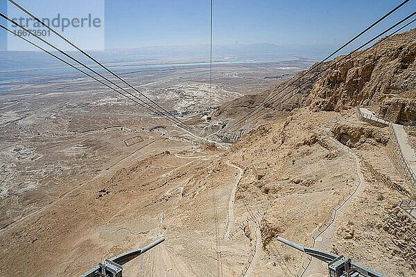 Masada Schlangenpfad von der Seilbahn in Israel zur Festung