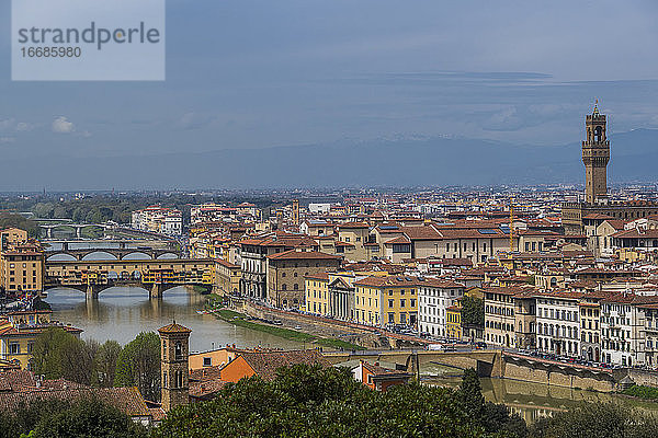 Der berühmte Ponte Vecchio in Florenz