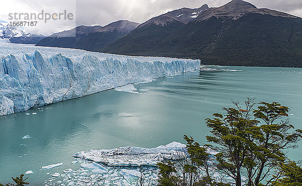 Perito-Moreno-Gletscher  Los Glaciares-Nationalpark  Argentinien