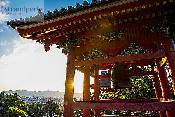 Glocke im Kiyomizu-Dera-Tempel in Kyoto