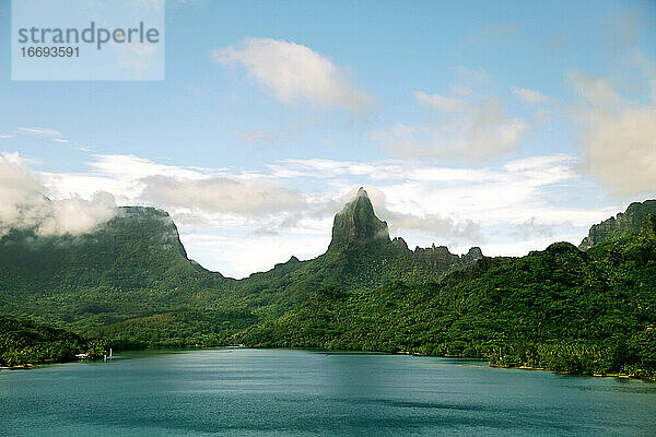Insel in Französisch-Polynesien Bora Bora Landschaft
