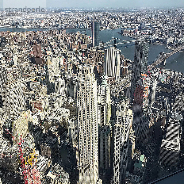 Blick von oben auf Downtown Manhattan