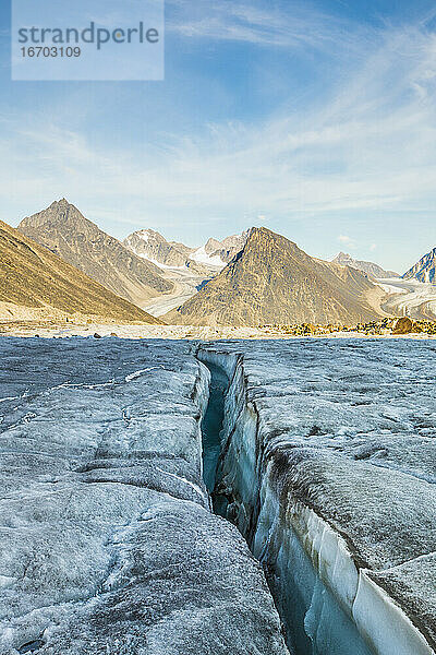 Gletscherspalte im Auyuittuq-Nationalpark