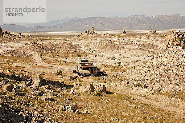 Zelten im Trona Pinnacles State Park