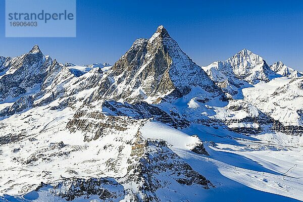 Alpen  Aussicht Klein Matterhorn  Dent d'Herens  4171 (m)  Matterhorn  4478 m  Dent blanche  4357 m  Wallis  Schweiz  Europa
