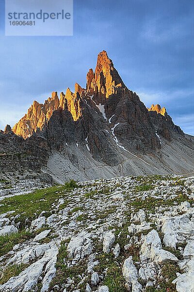 Bike-Weg um die Drei Zinnen  Paternkofel  2746 m  Dolomiten  Südtirol  Italien  Europa