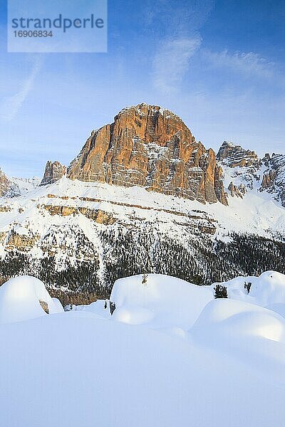 Tofana di Rozes  3243 m  Dolomiten  Italien  Europa