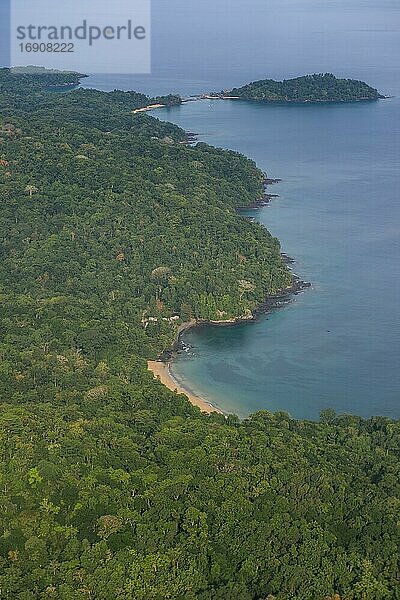 Luftaufnahme des Unesco-Biosphärenreservats  Principe  São Tomé und Príncipe  Atlantischer Ozean