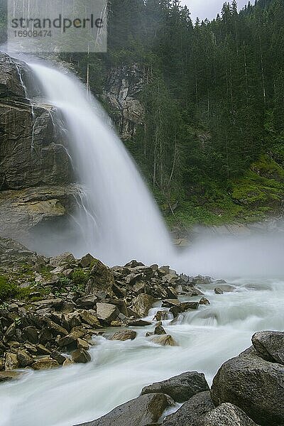 Krimmler Wasserfall im Nationalpark Hohe Tauern  Österreich  Europa