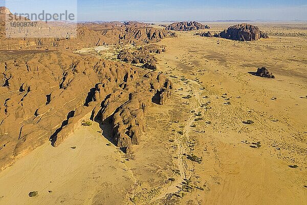 Luftaufnahme der Unesco-Welterbestätte Ennedi-Plateau  Nord-Tschad  Tschad  Afrika