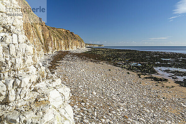 Blick auf Flamborough Head vom North Beach Ufer  Bridlington  North Yorkshire  England  Vereinigtes Königreich  Europa