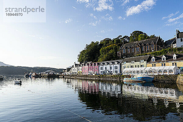 Hafen von Portree  Isle of Skye  Innere Hebriden  Schottland  Vereinigtes Königreich  Europa